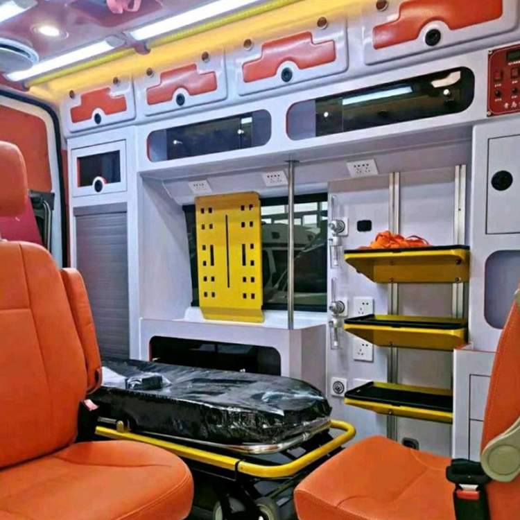 贾汪长途救护车护送病人租赁价格